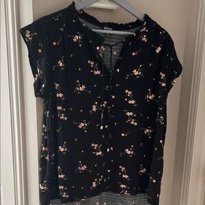 Buffalo David Bitton Black Floral Blouse